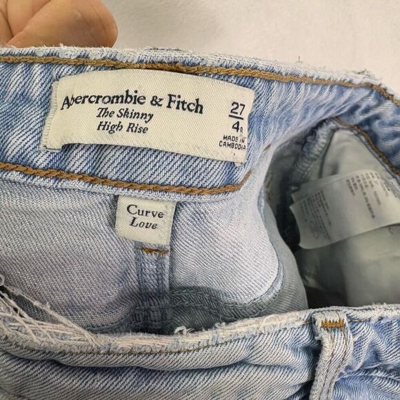 Abercrombie & Fitch The Skinny High Rise Distressed Knee Jeans Size 4 - Picture 11 of 12